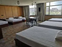 Ruili Business Hotel Hotel dekat Shimen Railway Station