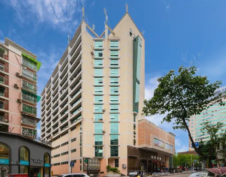 Guomao Hotel Отели рядом с достопримечательностью «Sanming Medical Science and Technology Vocational College»