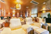 Poly Hot Spring Spa Hotel