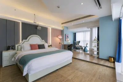 Chaoxi Homestay (Yiyang Avenue Xiongsen International Branch)