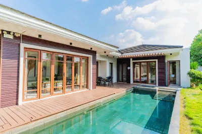 Global Migratory Birds Resort Hotel (Huidong Golf) Hotels near Qingyunshequ Culture Square