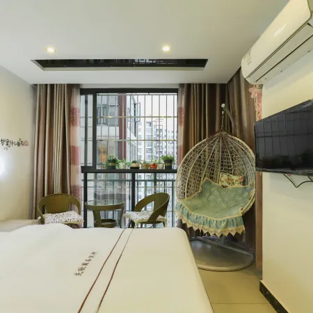 Tongren Jiexin Business Hotel