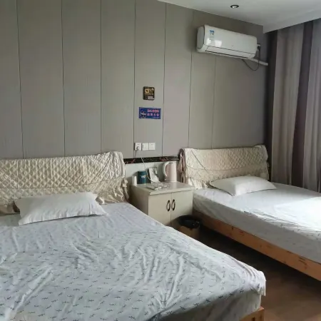 Jiaxiang Yayi Business Hotel
