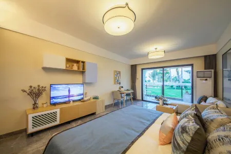 Xuwen Daohexu Holiday Apartment