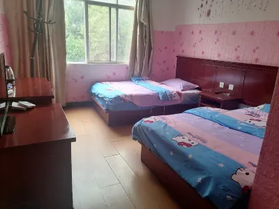 Chuxiong Hotel