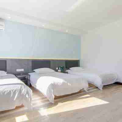 Hongyuan Business Hotel Rooms