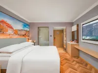 Vienna Hotel (Deqing Yong'an Street Branch)