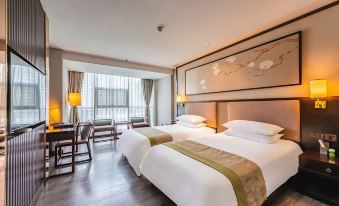 Huawen International Hotel