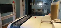 Kaisheng Hotel Luochuan Hotels in Huangling