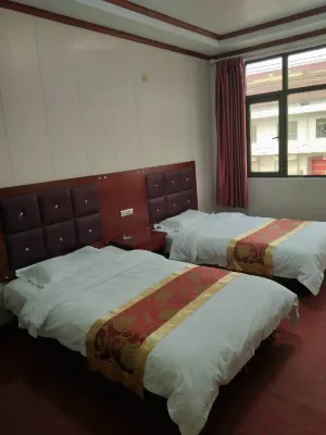 Taibai Zhoujia Inn Hotels in Taibai