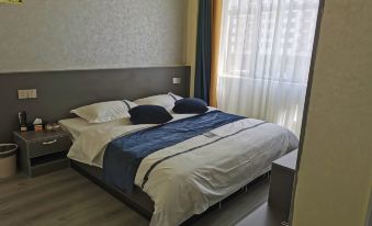 Hezhang Ruixin Hotel