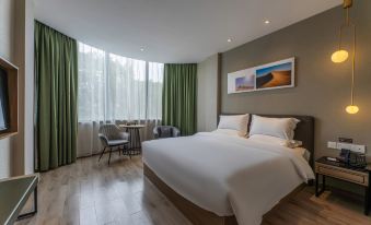 Yes Hotel