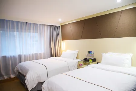 Huafeng Hotel (Huaqiang South Metro Station, Huaqiangbei Business District, Futian)