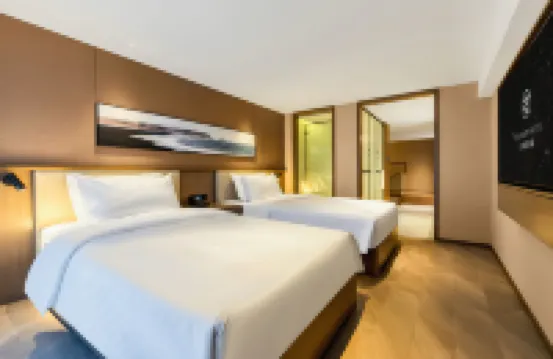 Starway Hotel (Harbin West Railway Station West Square) Hotels in Harbin