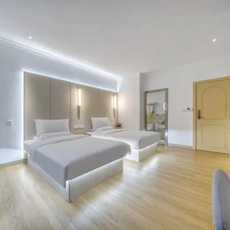 Qujing Shangyi Hotel (Nancheng)