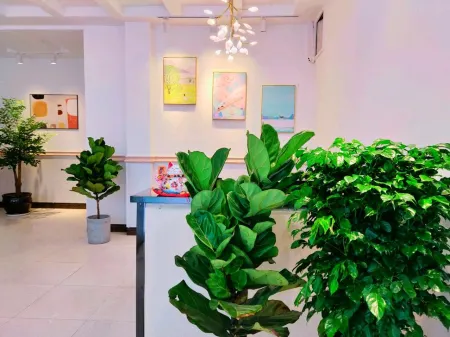 Guiding Ruishe Hotel Отели в г. Гуйдин