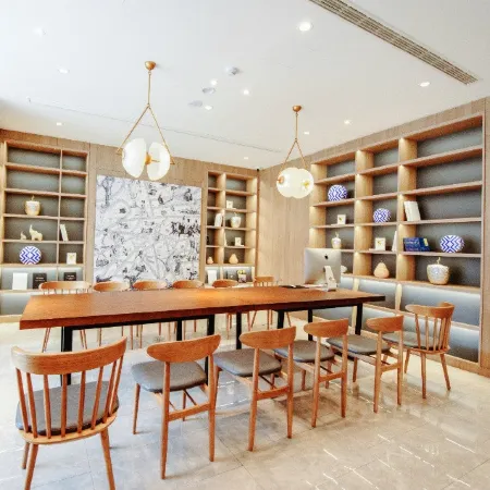 Hanting Youjia Hotel (Fengcheng Weijun City Plaza)