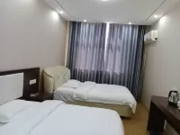 Huangmei Lvyin Business Hotel