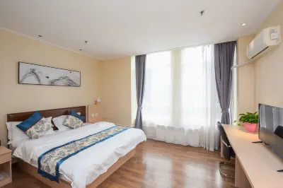 Chenguang Hotel Отели рядом с достопримечательностью «Шицзячжуанская галерея»