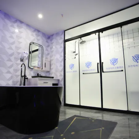 Qianshan Nightscape E-sports Themed Homestay