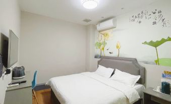Wode Aladdin Hotel (Qilu Hospital Baotu Spring)