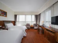 Vienna Classic Hotel (Shanghai Tinglin) Hotels near Yexie Railway Station