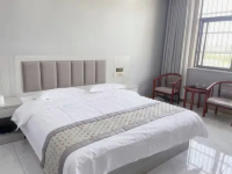 White Water Red Shengyuan Hotel Hotels in Baishui