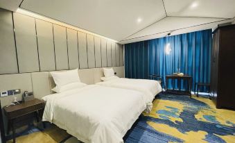 Fengshe Light Luxury Hotel (Shangcai Caiming Park Scenic Area Branch)