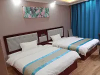 Longquan Business Hotel