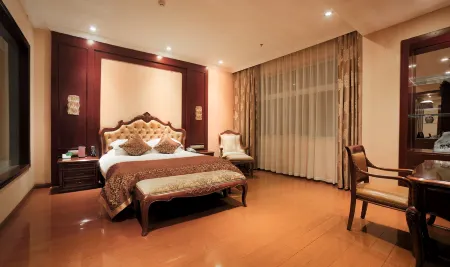 Changtian Yingshanhong Hotel Отели рядом с достопримечательностью «yi cui hu gong yuan»