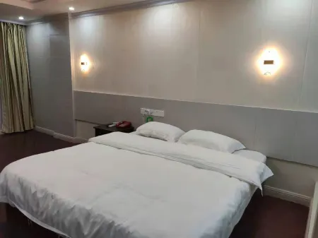 Fengzhou Hostel Отели в г. Фенкай