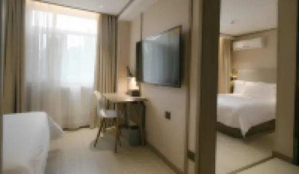 HanTing Hotel (Shijiazhuang Zhonghua North Street Bailinzhuang Subway Station) Hotels near Adorable Pet Enchanted