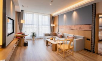 Rucheng Qianjun Grand Hotel