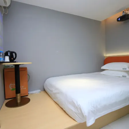 GreenTree Alliance Hotel (Shenzhen Futian Port Subway Station) Отели рядом с достопримечательностью «Порт Футянь»