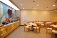HanTing Hotel (Hunchun Commercial Street)