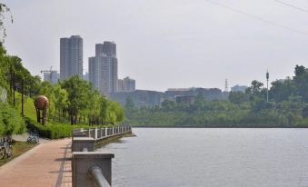Huaihua Golden Hotel - Housity