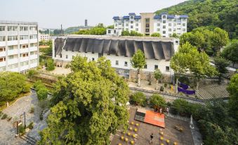 Xiangyang Rongting Guest House