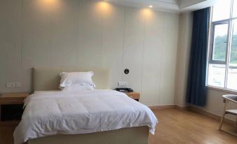 Gaozhou Shell Business Hotel - Housity