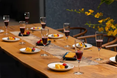 Nanhai Years Homestay (Guangzhou South High-speed Railway Station Linyuexi Subway Station) Отели в г. Фошань