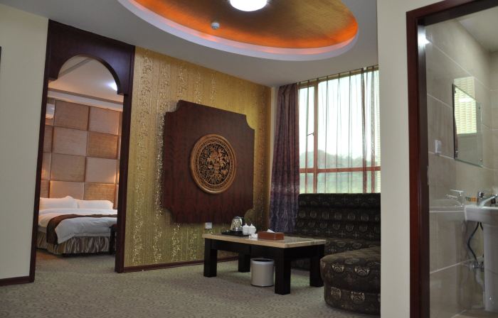 Shunfenglou Hotspring Hotel