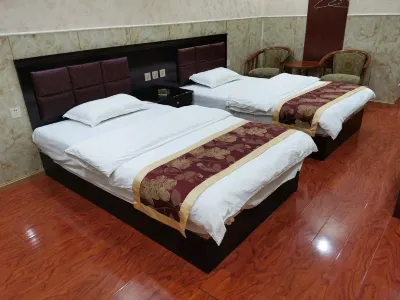 Kangding Xinyi Hotel Hotel dekat Sichuan Kangding Guzanzhen Station