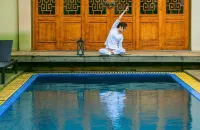 Scenery Retreats (Qinling Mount Taibai Hot Spring Retreat) Hotels in Mei County