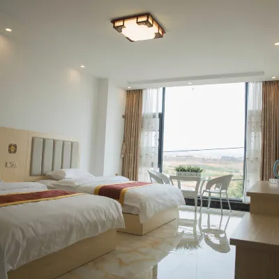 Qujing Xintai Hotel Отели рядом с достопримечательностью «Xianglu Mountain»