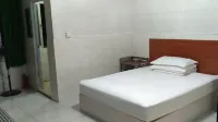 Zhonghe Hotel