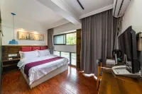 滎經雲海電競飯店