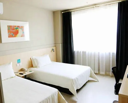 Jincheng Hotel (Bazhou Shengfang Town) Hotels in Bazhou