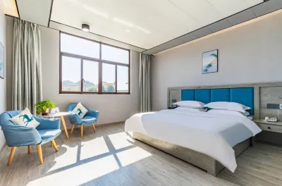 Hushan Business Hotel