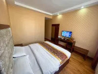 โรงแรมซีชวนจวี่ ซ่งผัน - สัตว์เลี้ยง
