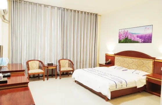 鳳山景陽便捷酒店