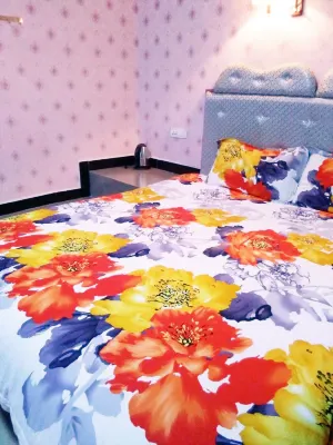 Yuechi Agricultural Machinery Business Hotel